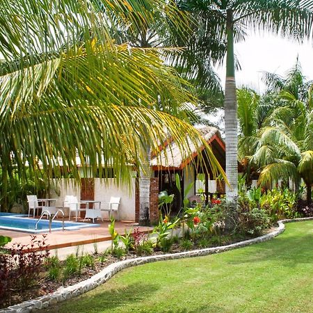 Burudika Bungalows Селонг Беланак Екстериор снимка