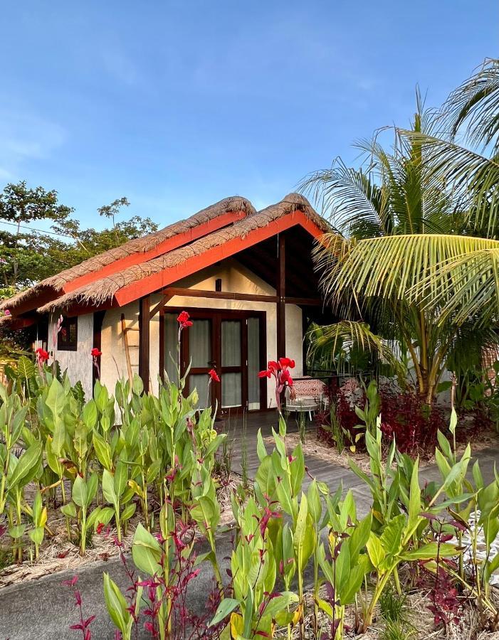 Burudika Bungalows Селонг Беланак Екстериор снимка